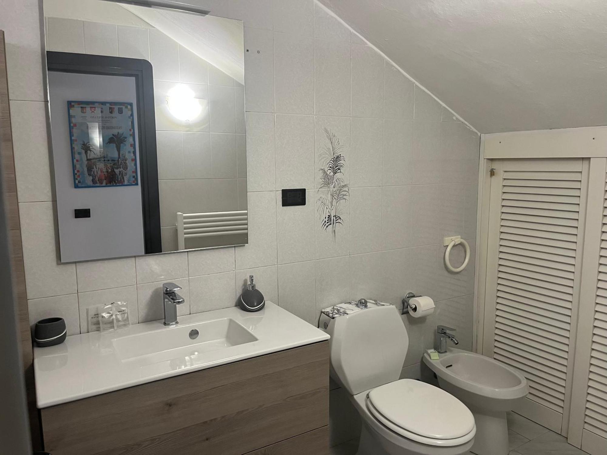 Ferienwohnung Porto Santo Stefano Vista Mare + Parcheggio Gratuito Exterior foto