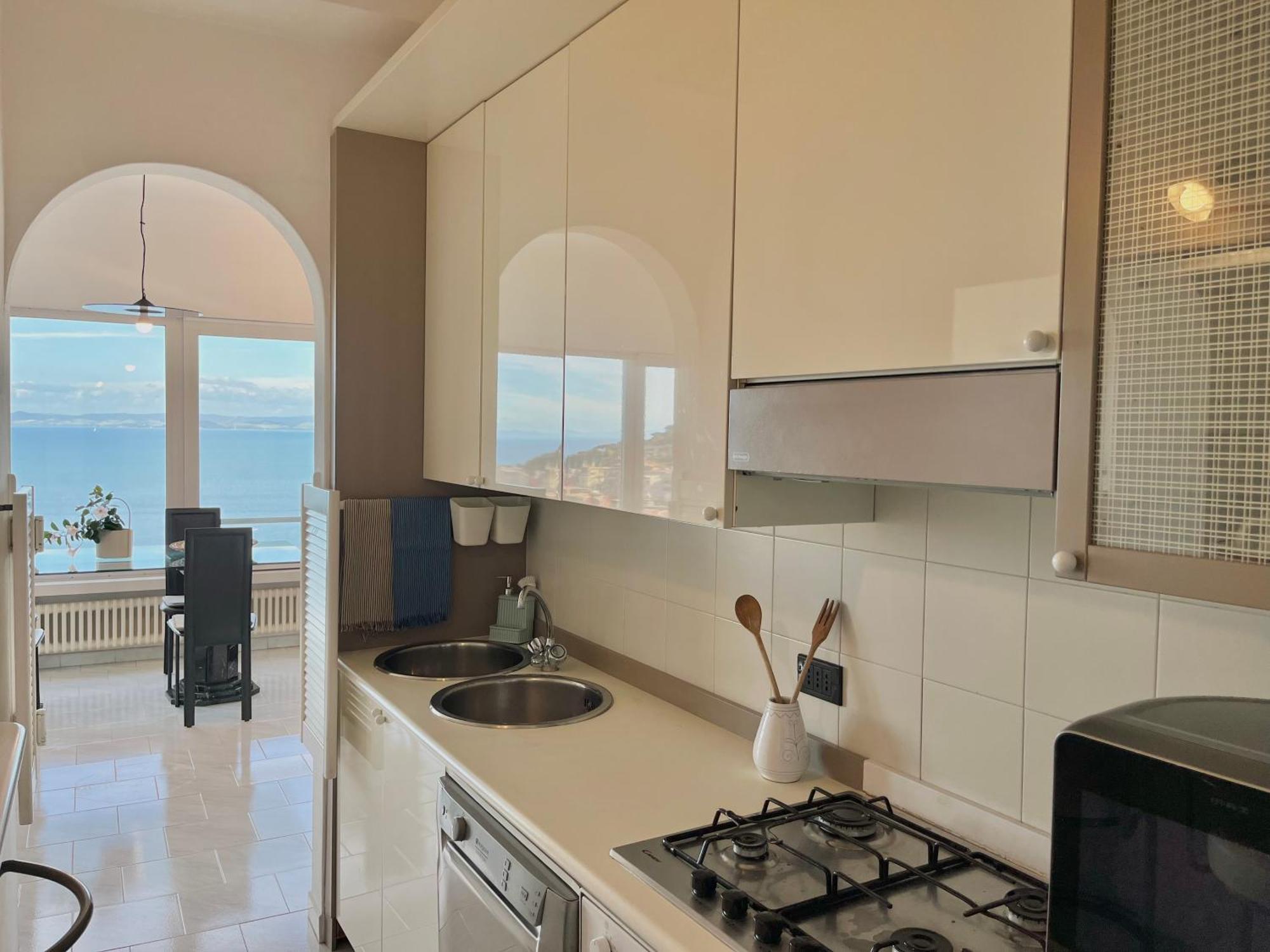 Ferienwohnung Porto Santo Stefano Vista Mare + Parcheggio Gratuito Exterior foto