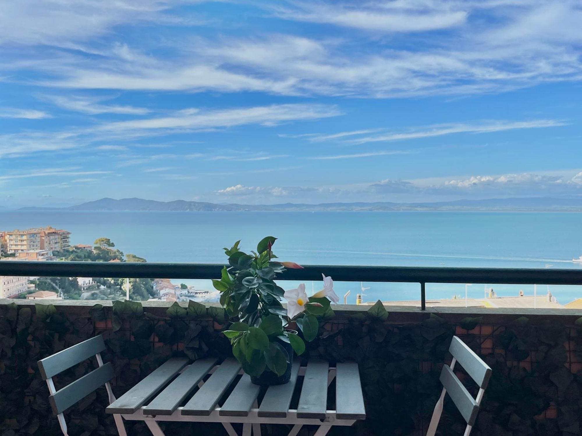 Ferienwohnung Porto Santo Stefano Vista Mare + Parcheggio Gratuito Exterior foto